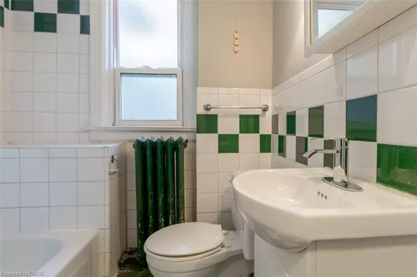 Hamilton, ON L8P 1J6,270 Main Street W #2