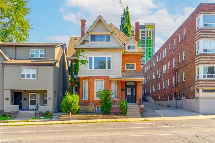 270 Main Street W #2, Hamilton, ON L8P 1J6