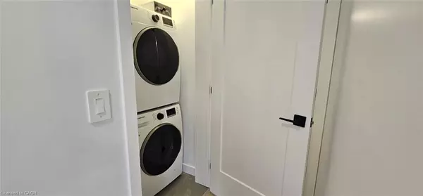 Kitchener, ON N2G 0G6,31 Mill Street #79