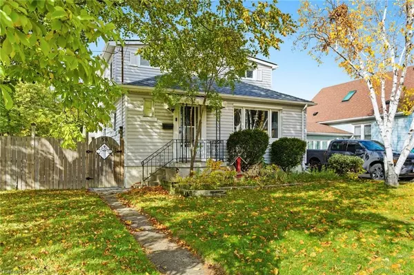 Hamilton, ON L9A 4E2,58 Seven Oaks Drive