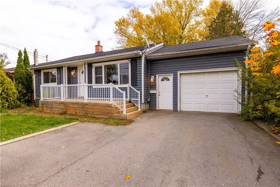 40 Kerman Avenue, Grimsby, ON L3M 3W5