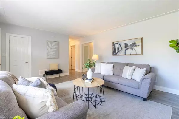 Grimsby, ON L3M 3W5,40 Kerman Avenue