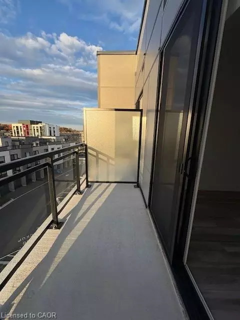 Oakville, ON L6M 1L3,3250 Carding Mill Trail #512