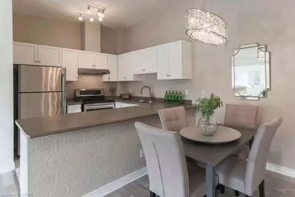 4140 Foxwood Drive #1005, Burlington, ON L7M 4R4