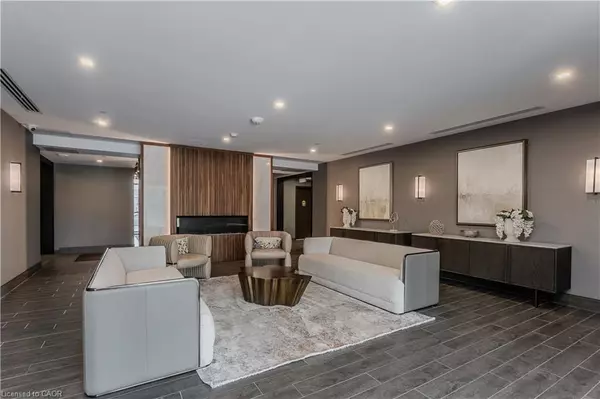 Waterdown, ON L8B 2A6,470 Dundas Street E #114