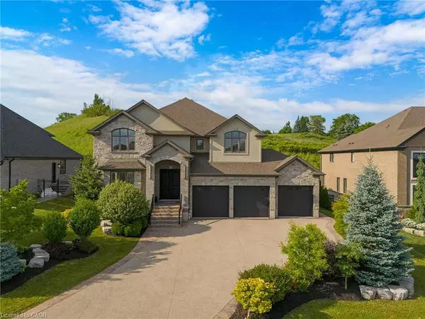 Kitchener, ON N2C 2V3,209 River Birch Street