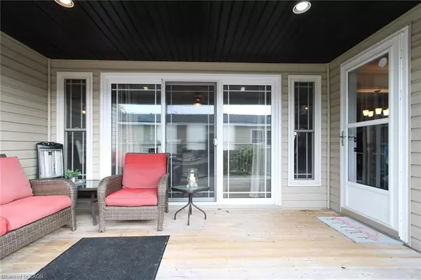 Burlington, ON L7P 0C5,4449 Milburough Line