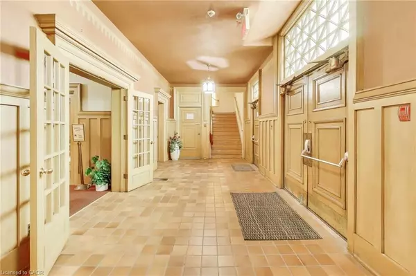 Hamilton, ON L8N 1H3,200 Main Street E