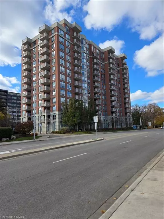 Burlington, ON L7S 2L7,442 Maple Avenue S #703