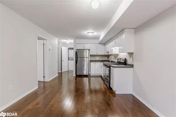 Barrie, ON L4M 0E7,15 Cheltenham Road #1