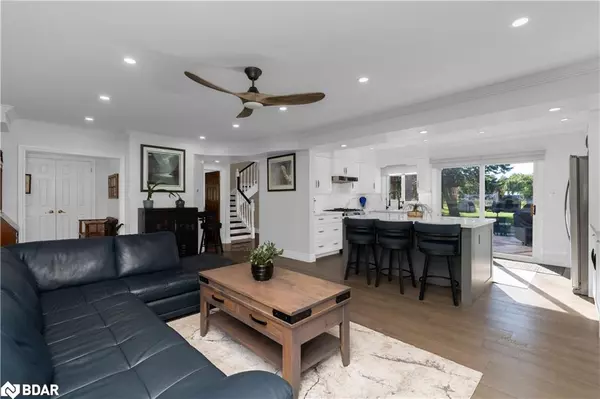 Innisfil, ON L0L 1K0,228 Bayshore Road