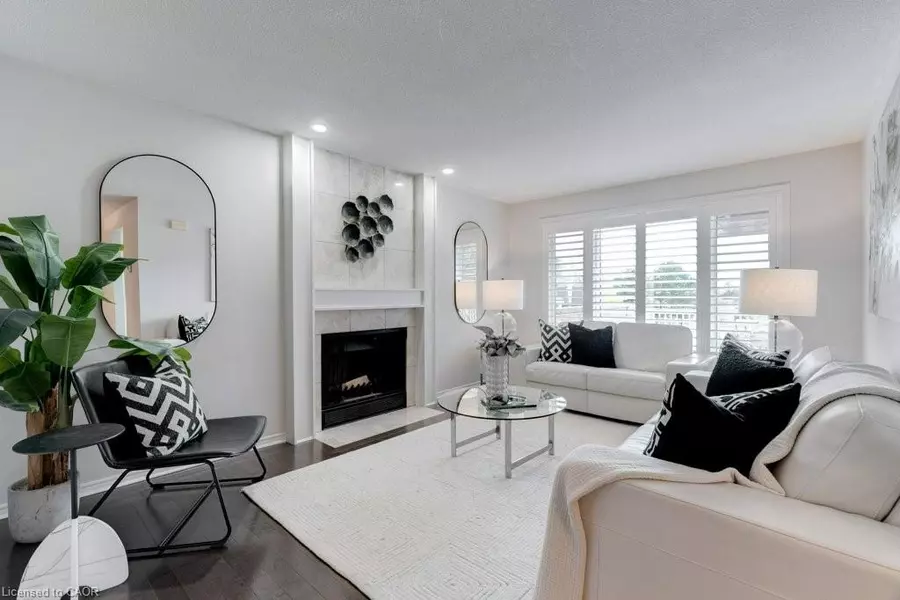 1509 Upper Middle Road #4, Burlington, ON L7P 4M5