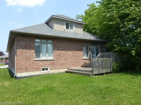 Stoney Creek, ON L8J 2S7,129 Highland Road W