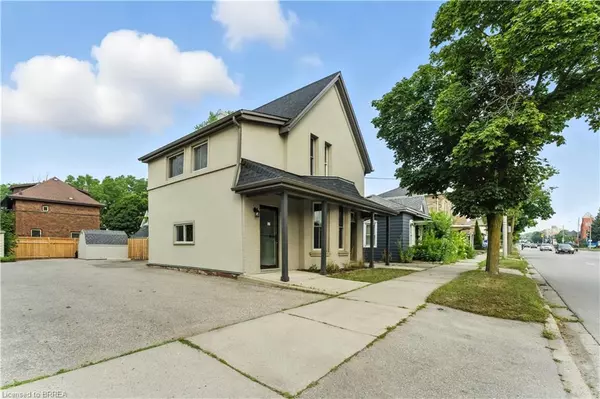 Brantford, ON N3T 3H9,192 Brant Avenue