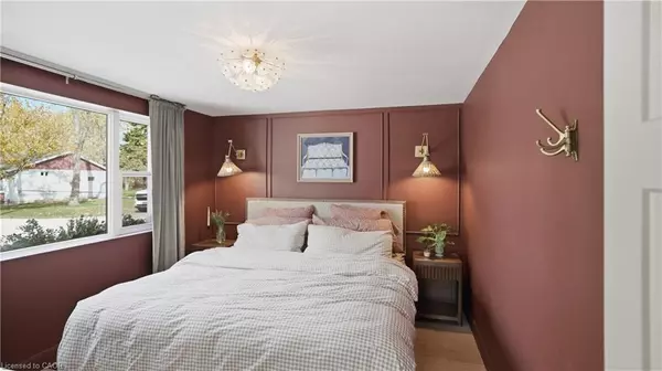 Lowbanks, ON N0A 1K0,5 Lees Line