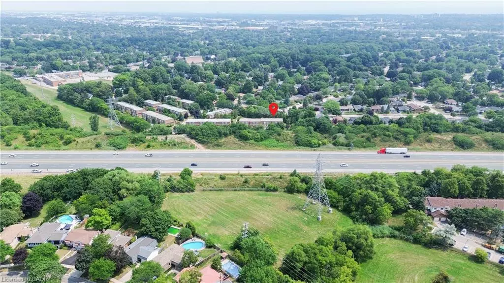 Burlington, ON L7P 2B5,1548 Westminster Place