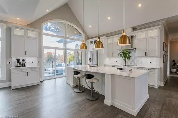 Port Dover, ON N0A 1N6,32 Sunninghill Drive