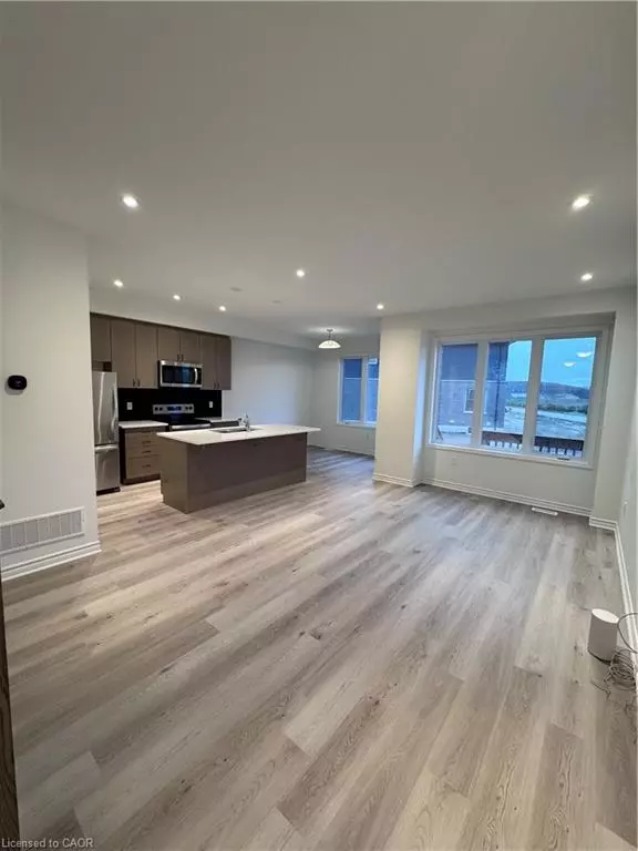 Kitchener, ON N2R 0V2,155 Stamson Street