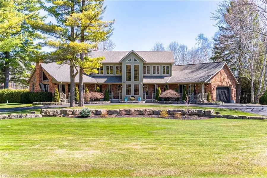 587 Hillcrest Road, Simcoe, ON N3Y 4K1