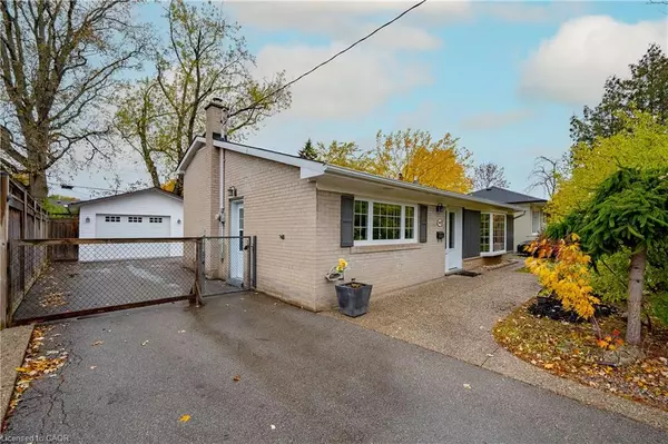 Burlington, ON L7L 1N8,5433 Spruce Avenue