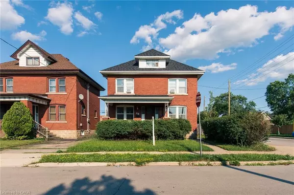 49 Province Street S, Hamilton, ON L8K 2K7