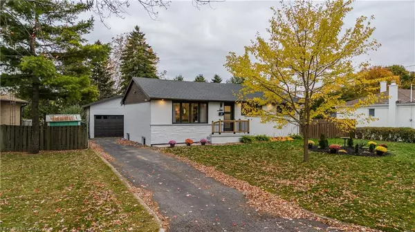 260 Foxbar Road, Burlington, ON L7L 3A3