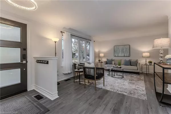 Burlington, ON L7L 3A3,260 Foxbar Road