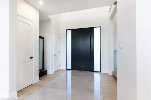 Grimsby, ON L3M 4E7,256 Mountain Road