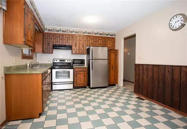 Caledonia, ON N3W 1G3,45 Laird Street