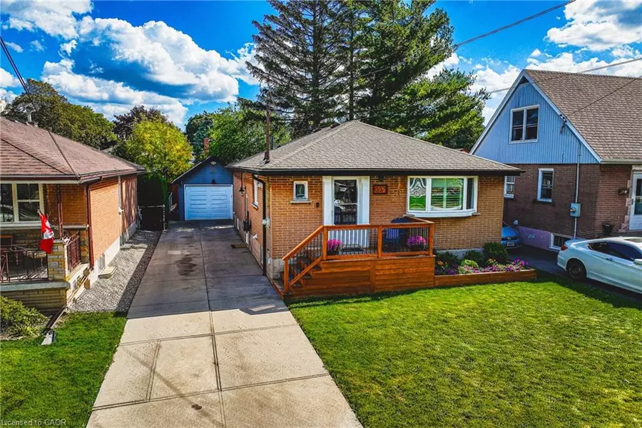 307 East 33rd Street, Hamilton, ON L8V 3T9