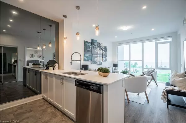 Grimsby, ON L3M 0J1,16 Concord Place #426