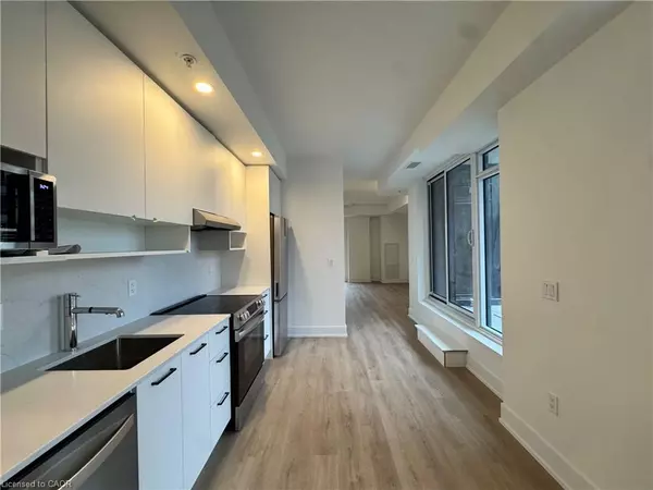 206 King Street W #506, Hamilton, ON L8P 1A5