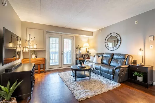 Burlington, ON L7M 4M4,4015 Kilmer Drive #308