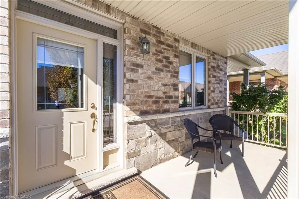 Binbrook, ON L0R 1C0,7 Gaddye Lane #7