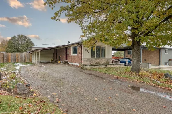 1037 Warwick Street, Woodstock, ON N4S 4S3