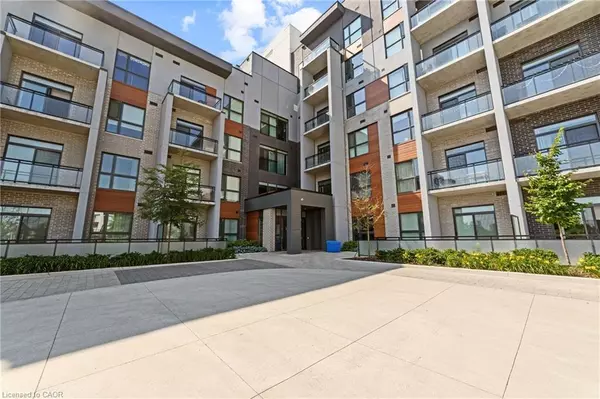 Oakville, ON L6M 5N4,95 Dundas Street W #324