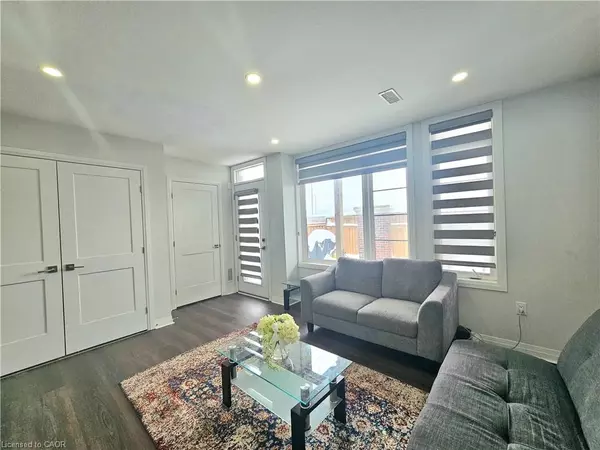 Stoney Creek, ON L8J 0M1,30 Times Square Boulevard #213