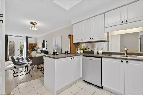 Ancaster, ON L9K 1J7,810 Golf Links Road #2