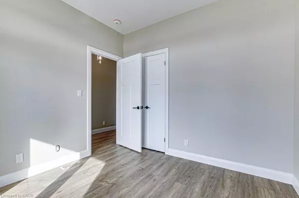 Delhi, ON N4B 0B2,381 Argyle Avenue