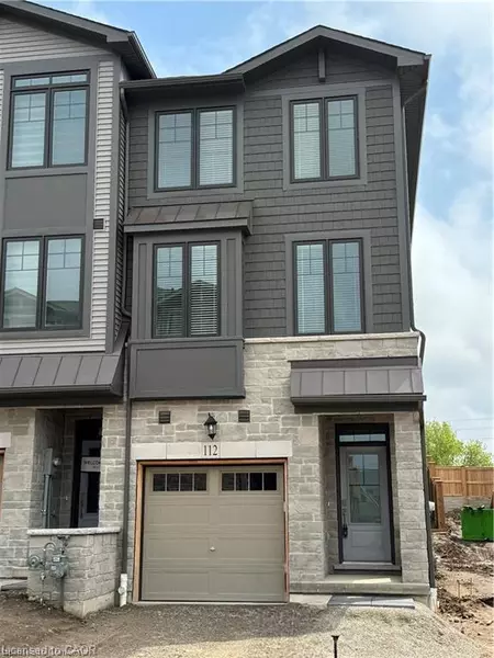 10 Birmingham Drive #112, Cambridge, ON N1R 8J8