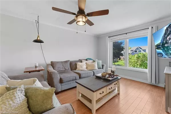 Kitchener, ON N2N 1X7,86 Sugar Maple Street