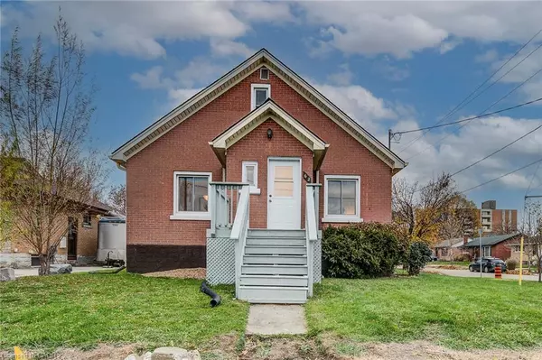 62 Ann Street, Kitchener, ON N2B 1X9