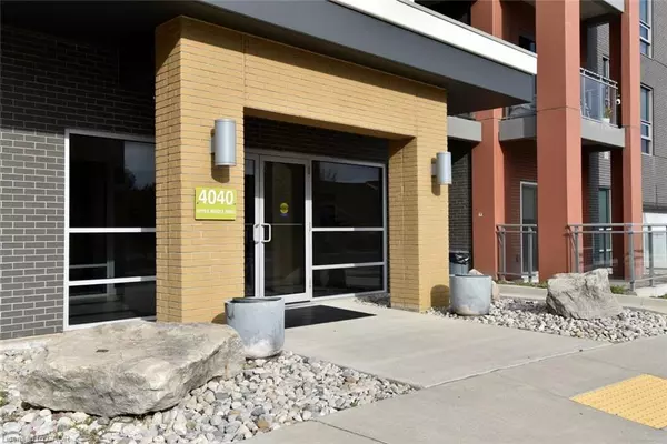 Burlington, ON L7M 0H2,4040 Upper Middle Road