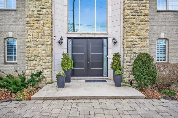 Caledonia, ON N3W 1C8,397 Caithness Street E