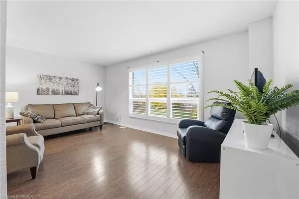 Brantford, ON N3S 7K3,281 Stanley Street #F