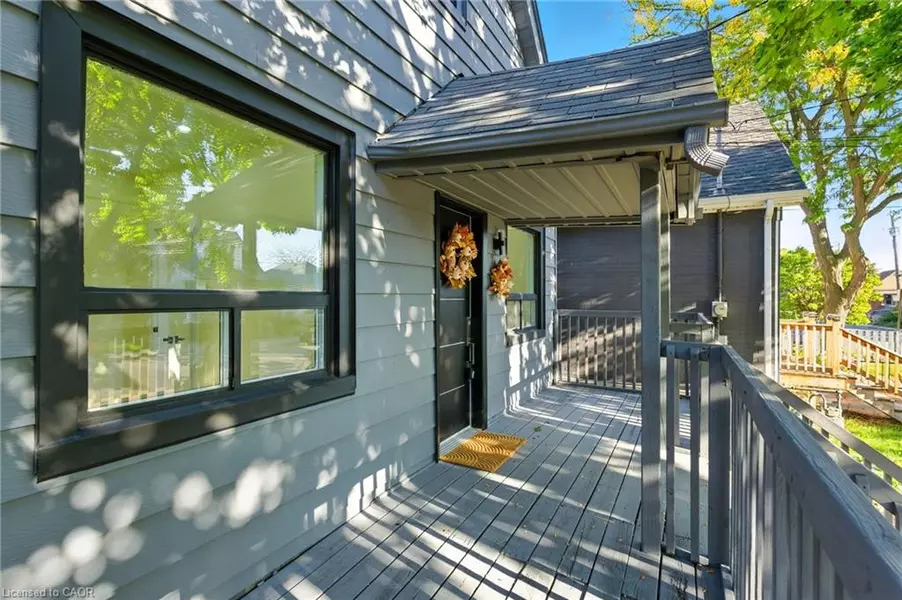 9 Alice Street, Hamilton, ON L8H 4R5