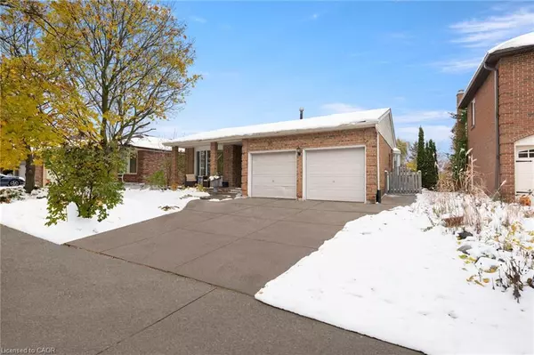 Kitchener, ON N2N 2A3,50 Old Forest Crescent