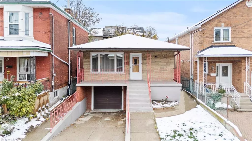 67 Oxford Street, Hamilton, ON L8R 2W9