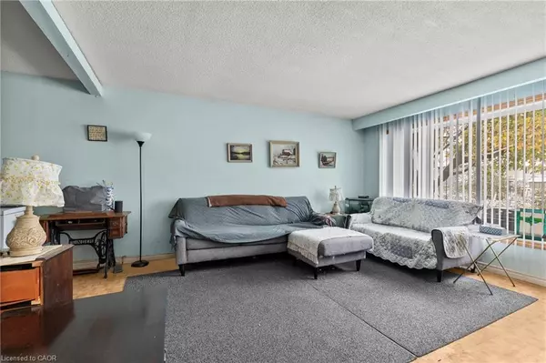 Hamilton, ON L8W 1L4,11 Torlake Street