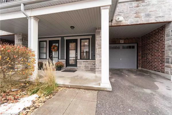 Waterdown, ON L0R 2C9,219 Dundas Street E #27